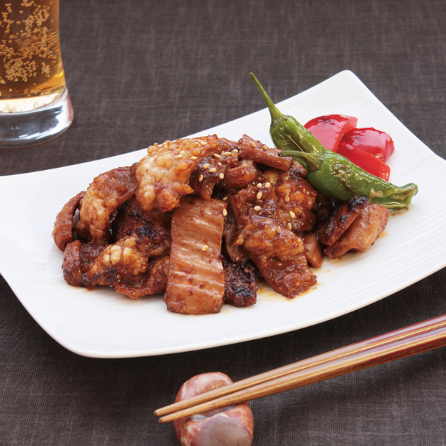 丸協食産)冷凍・牛シマチョウ濃厚味噌味 180g【旧商品 580874 からの切り替え】