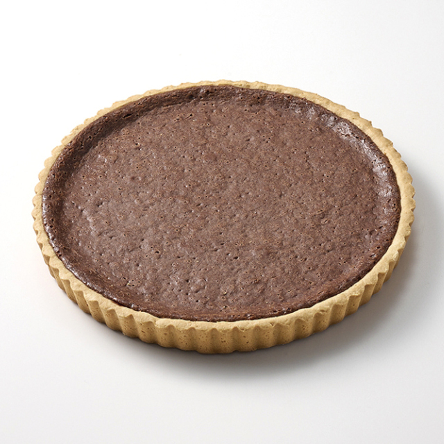 テーブルマーク)フリーカットケーキチョコレートタルト(北海道産生クリーム使用)(ホール)560g【新商品】