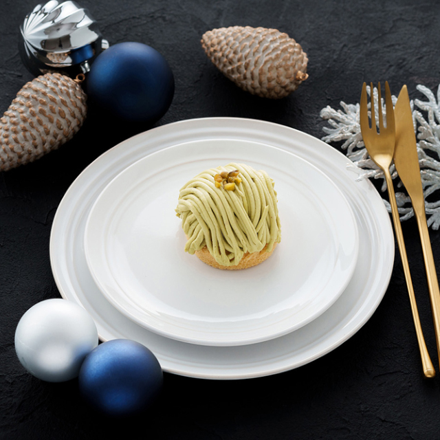 五洋食品産業)ピスタチオモンブラン220g(4個入)【新商品】