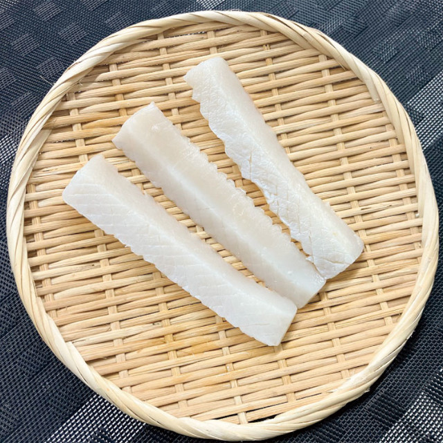 極洋)ペルーイカ切身30g×10切入【旧商品 571905 からの切り替え】