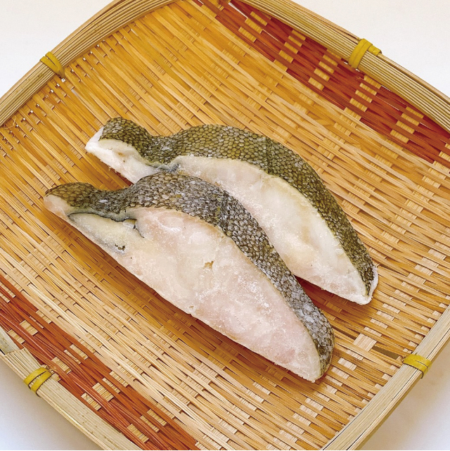 東京英信)コガネカレイ切身(骨取り) 300g(5枚入)【旧商品 581215 からの切り替え】