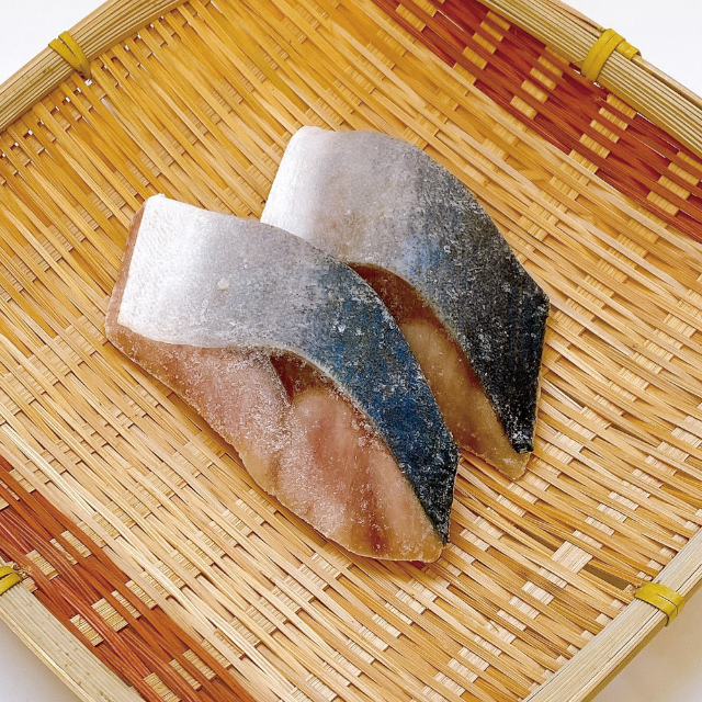 東京英信)ブリ切身(骨取り) 400g(5枚入)【旧商品 571862 からの切り替え】